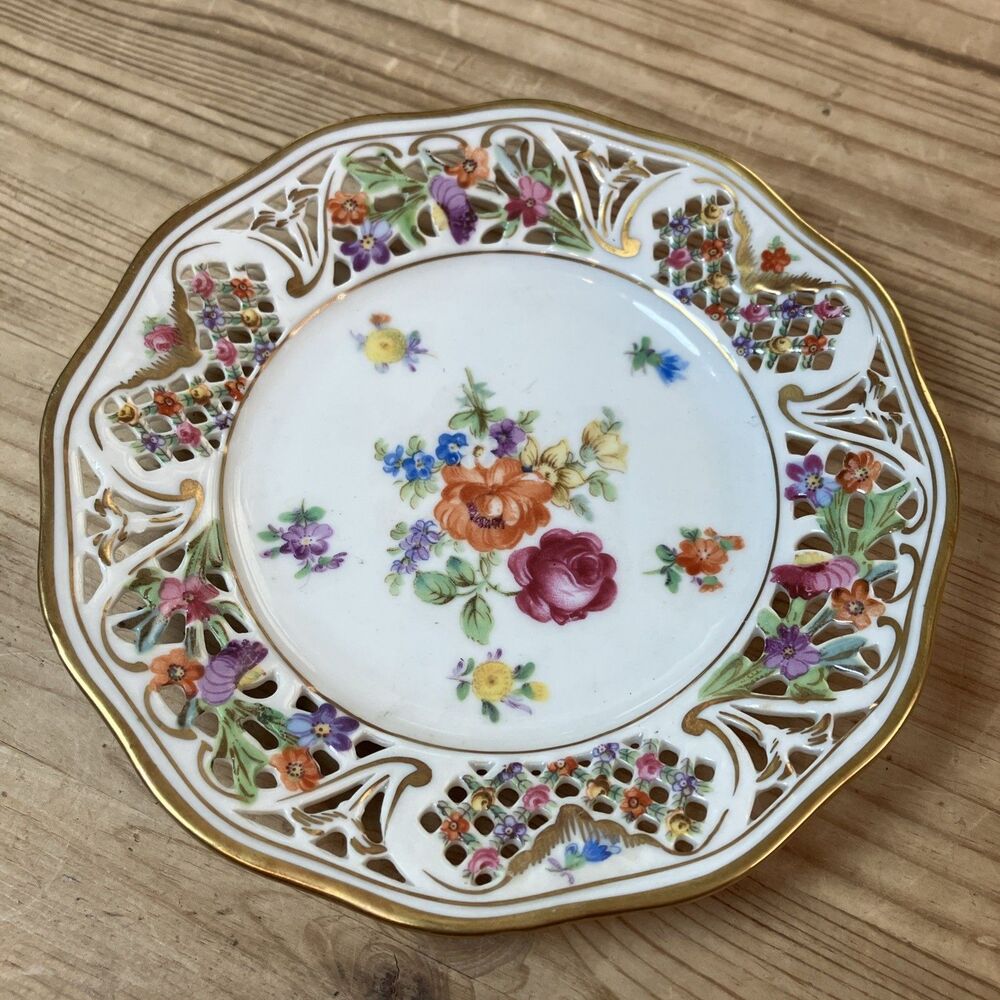 VTG Schumann Bavaria CHATEAU Dresden Flowers 5 3/4" Reticulated Gold Trim Saucer